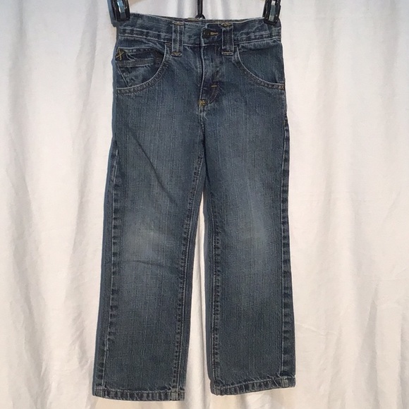 Wrangler Other - Wrangler jeans size 6 slim